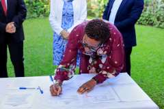 Signing-Ceremony-3004-7